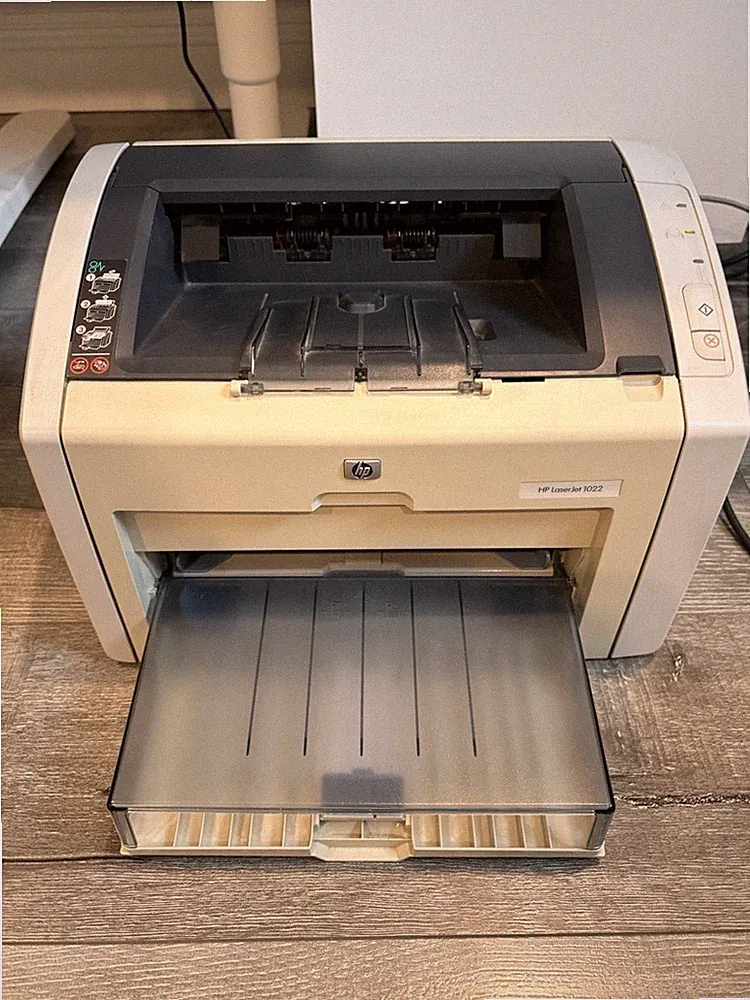 HP LaserJet 1022 Standard Laser Printer Faded Ink Plus Additional Toner HP 12A